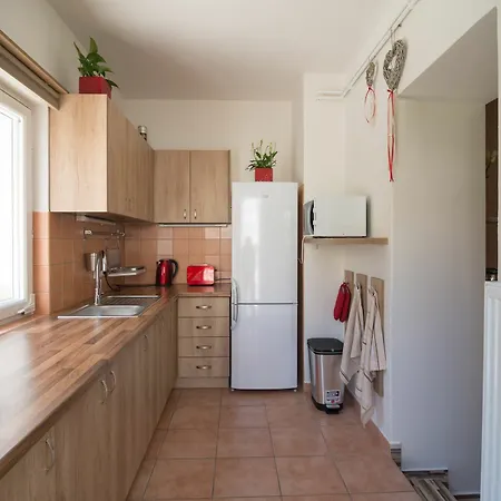 Apartmán 2 Bedroom Close To Castle Praha